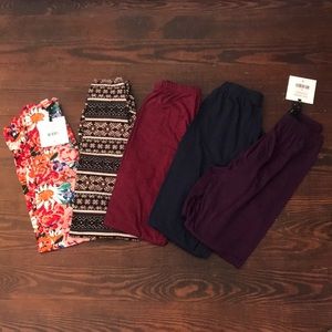 5 pairs of Agnes & Dora leggings
